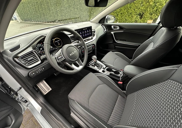 Kia Ceed cena 137700 przebieg: 6, rok produkcji 2024 z Jędrzejów małe 562